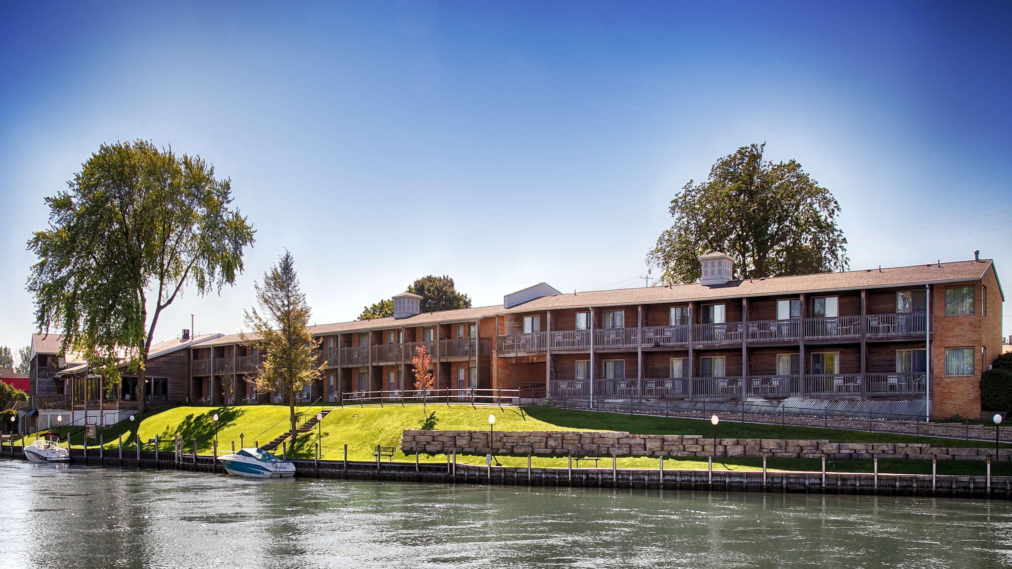 Best Western River Terrace Cheboygan Eksteriør bilde